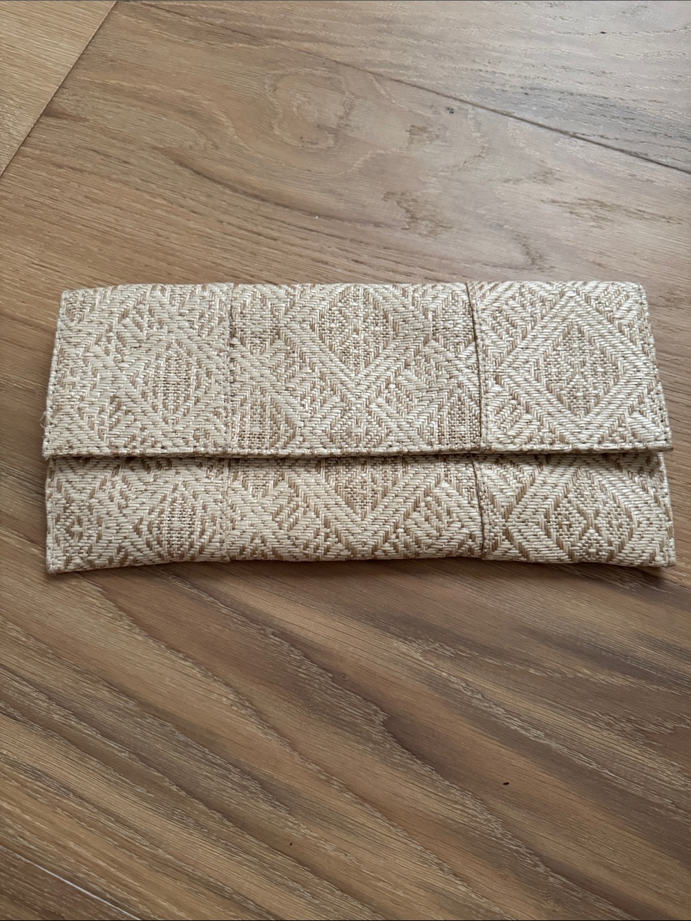 MMS woven clutch